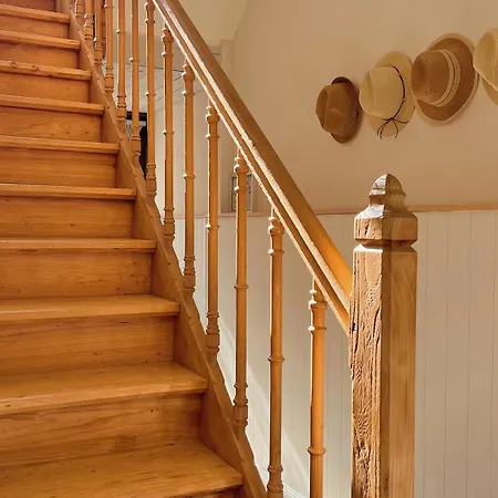 Bed & Breakfast Otentik 3*